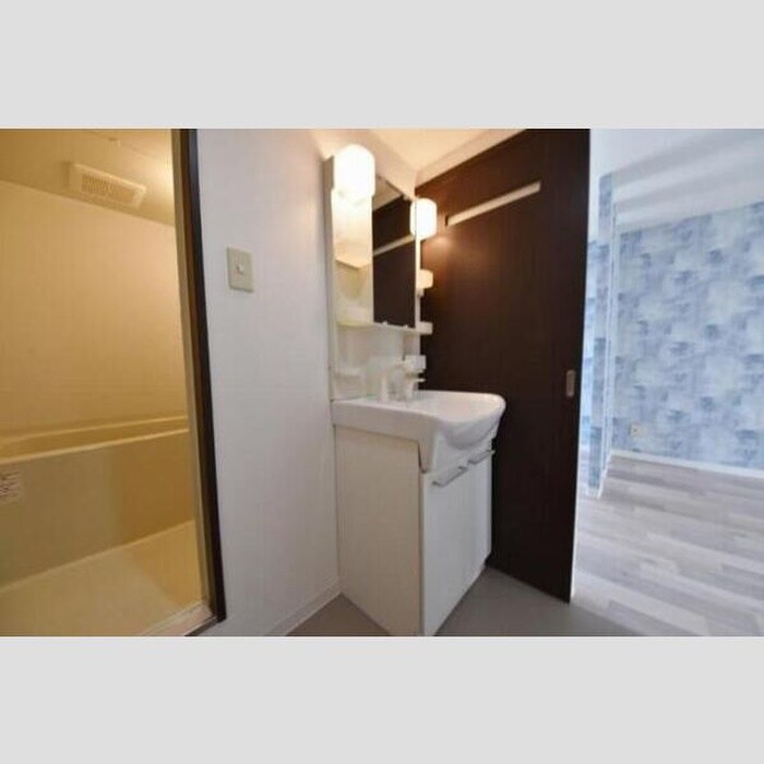 物件内観写真11　(洗面)