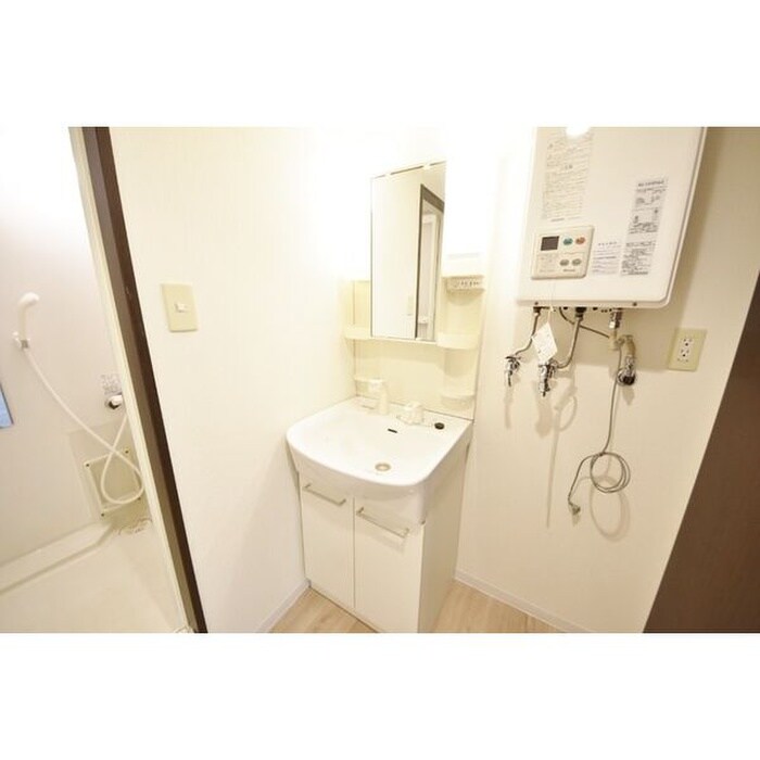 物件内観写真12　(洗面)