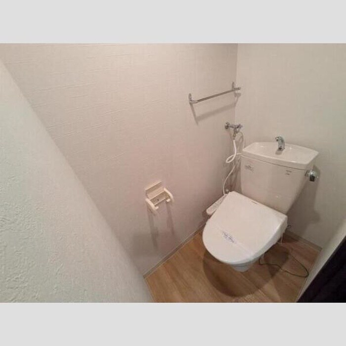 物件内観写真13　(トイレ)