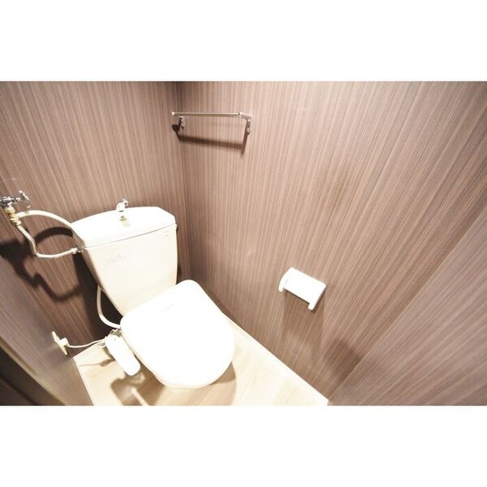 物件内観写真14　(トイレ)