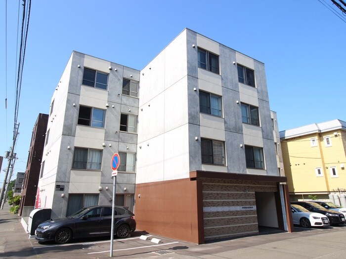 物件外観写真2　(外観写真)