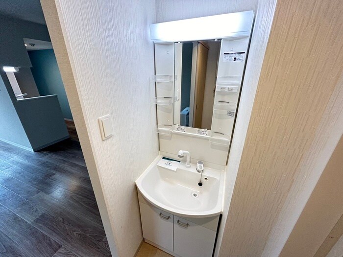 物件内観写真17　(洗面)