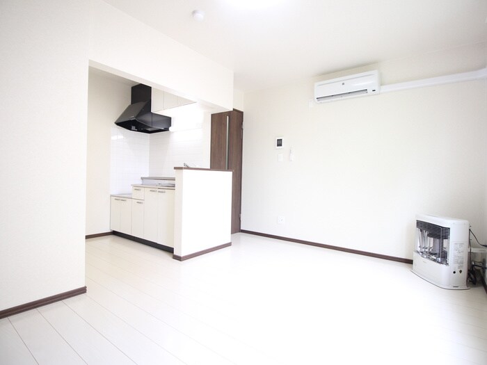 物件内観写真9　(居室)