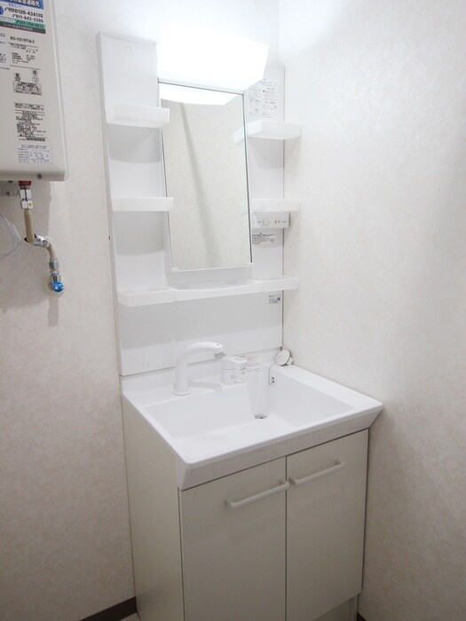 物件内観写真13　(洗面)