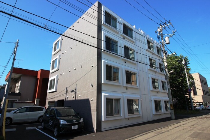 物件外観写真1　(外観写真)