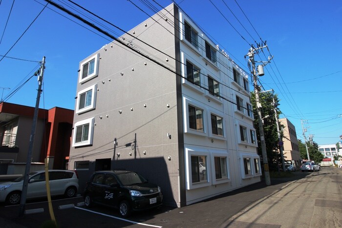 物件外観写真2　(外観写真)