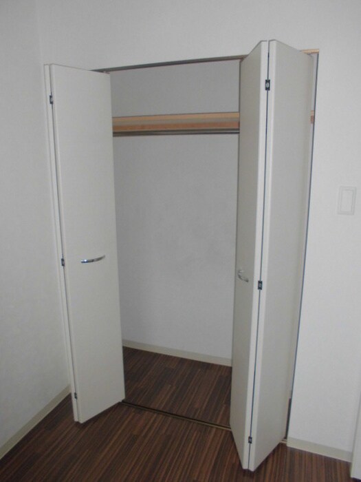 物件内観写真9　(収納)