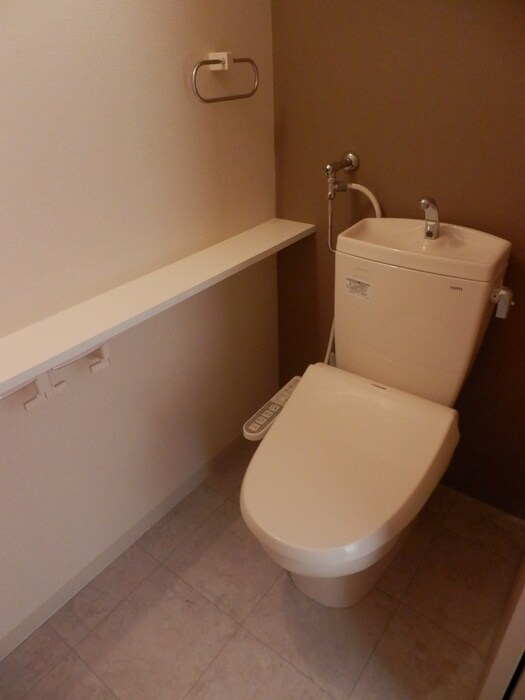 物件内観写真10　(トイレ)