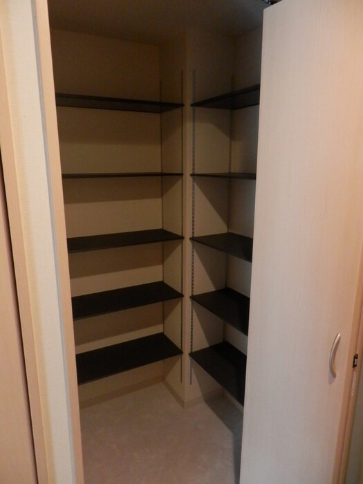 物件内観写真11　(靴箱)