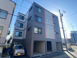 ラグジースペースN38外観写真