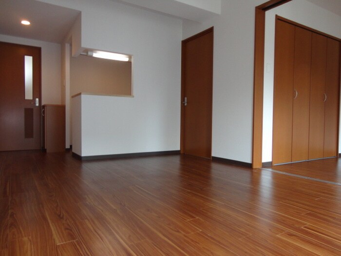 物件内観写真6　(居室)