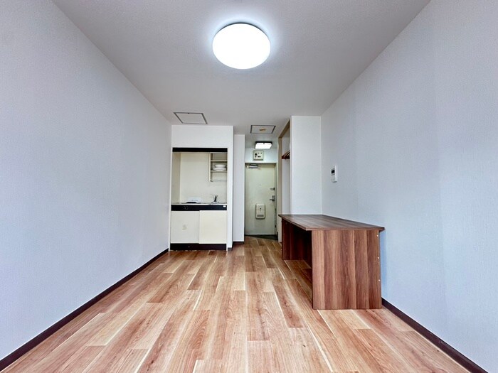 物件内観写真10　(居室)