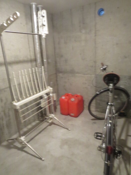 物件外観写真5　(駐輪場)