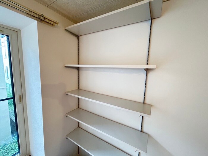 物件内観写真11　(収納)