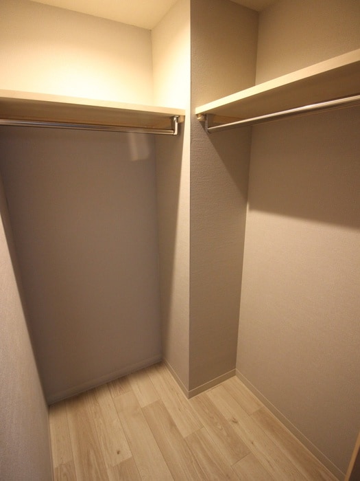 物件内観写真5　(収納)