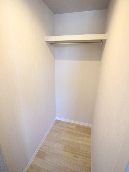 物件内観写真8　(収納)