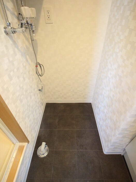 物件内観写真20　(洗濯機置場)