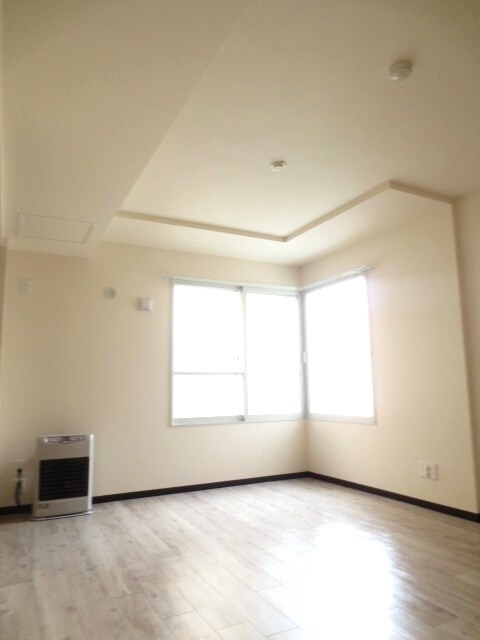 物件内観写真4　(居室)