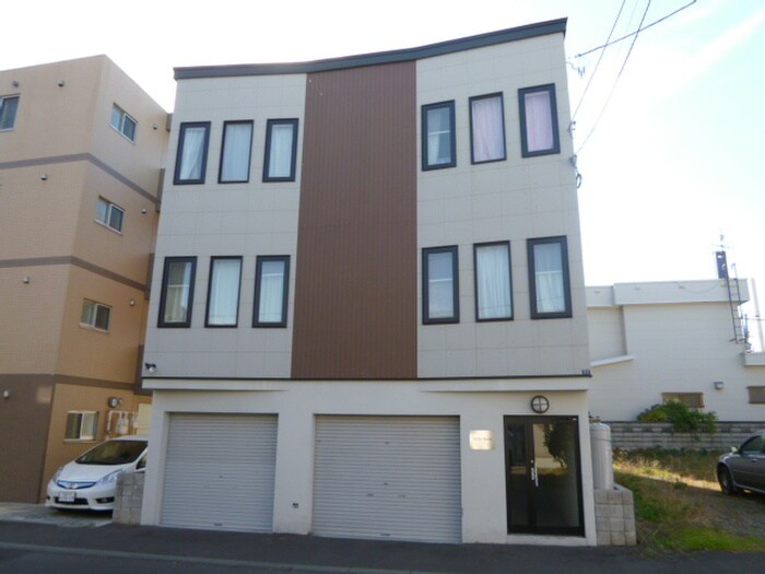 物件外観写真3　(外観写真)