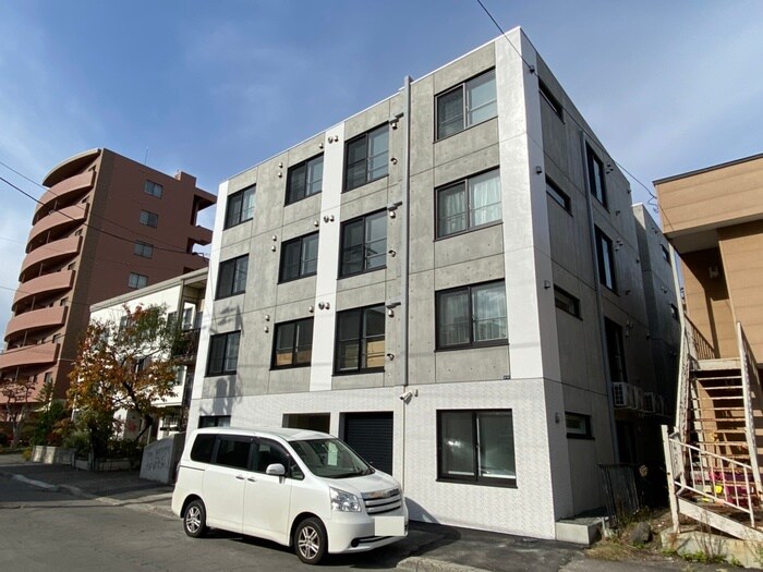 物件外観写真2　(外観写真)