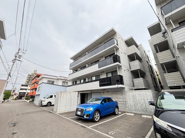 物件外観写真2　(外観写真)