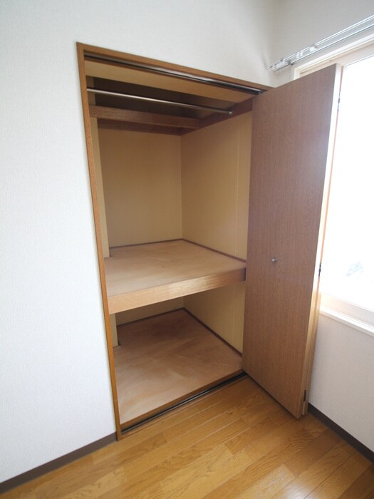 物件内観写真11　(収納)
