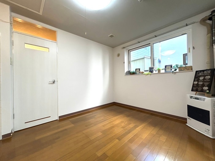 物件内観写真10　(居室)