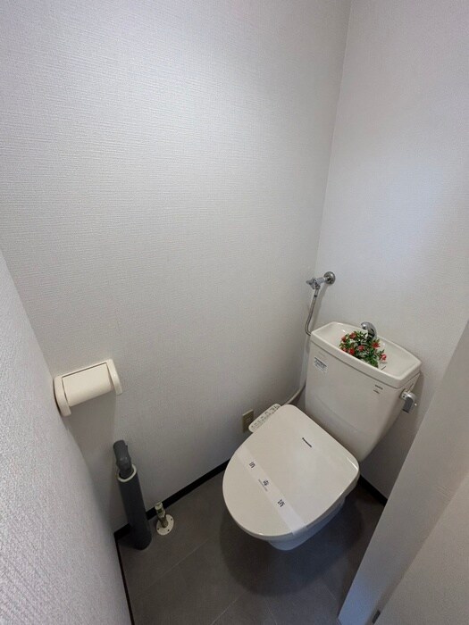 物件内観写真14　(トイレ)