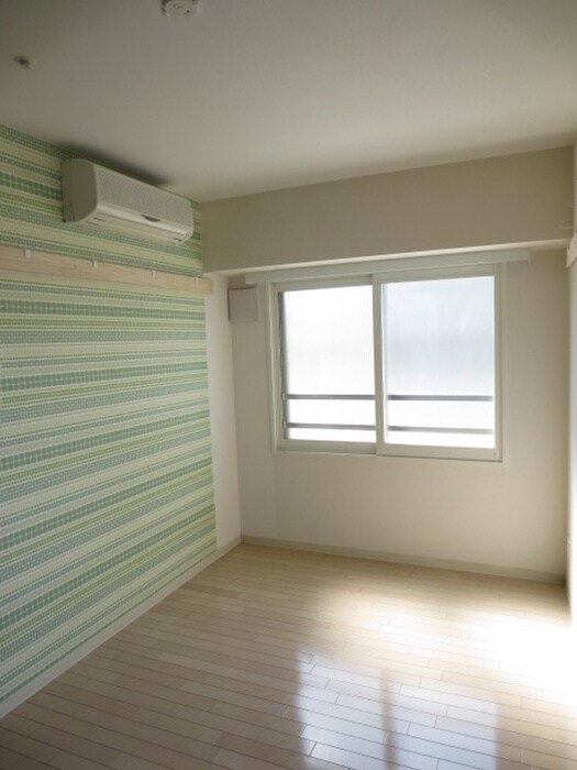 物件内観写真10　(居室)