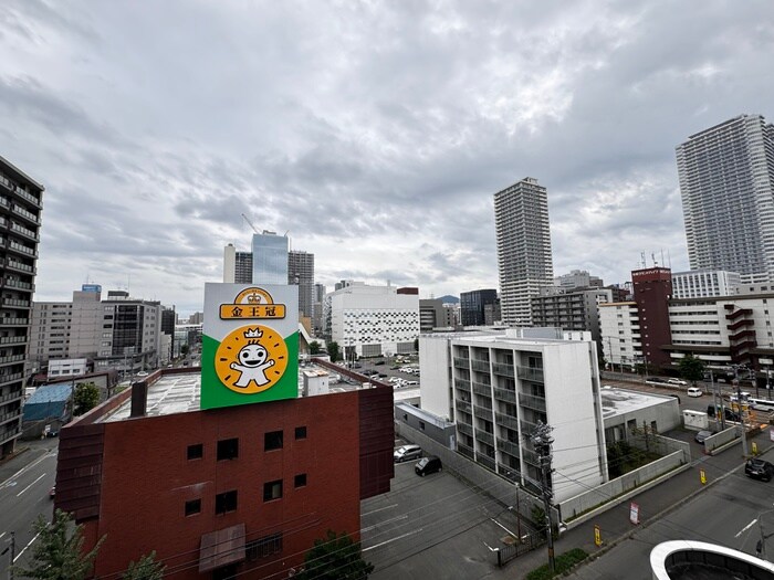 物件内観写真22　(室内からの展望)