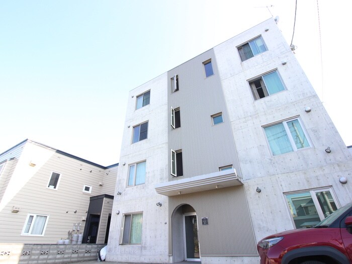 物件外観写真2　(外観写真)