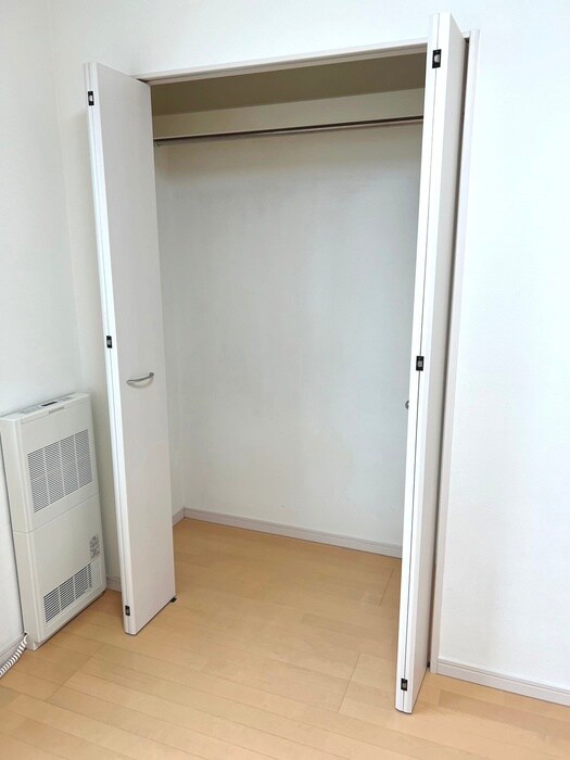 物件内観写真18　(収納)