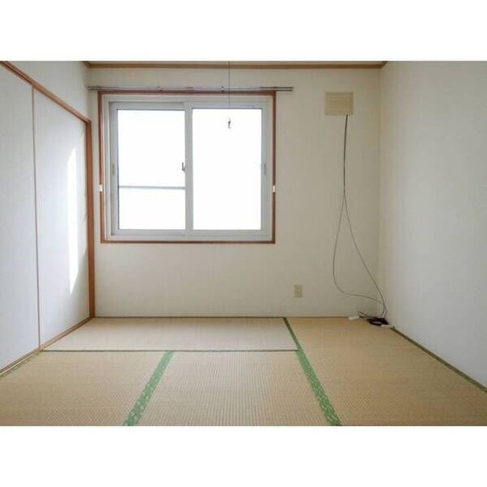 物件内観写真6　(居室)