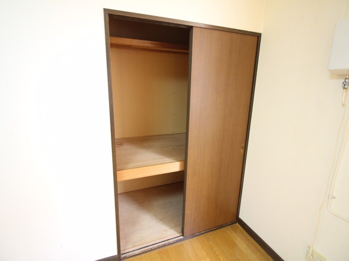 物件内観写真11　(収納)