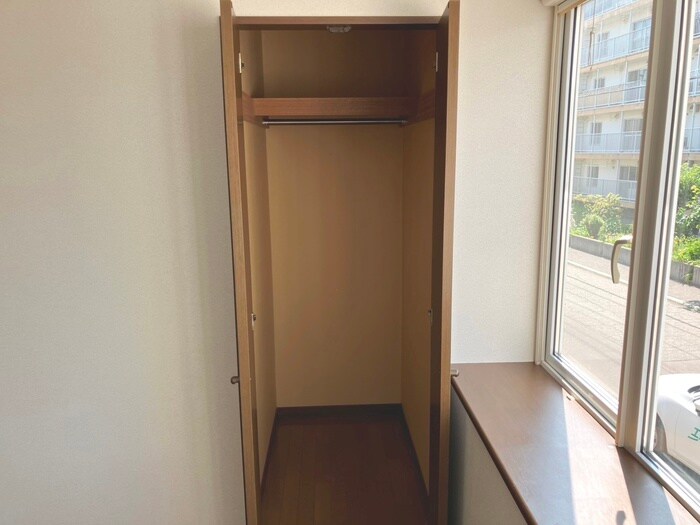 物件内観写真16　(収納)