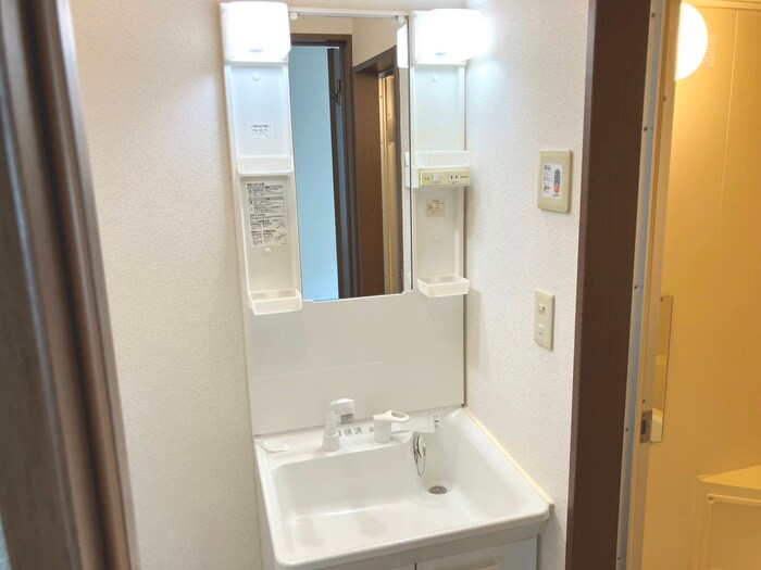 物件内観写真18　(洗面)