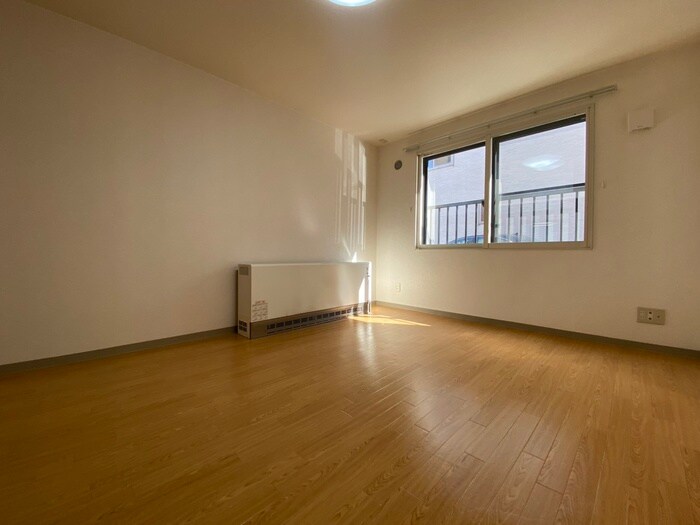 物件内観写真11　(居室)