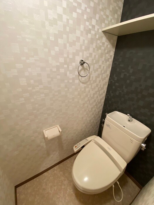 物件内観写真16　(トイレ)