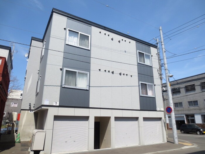 物件外観写真1　(外観写真)