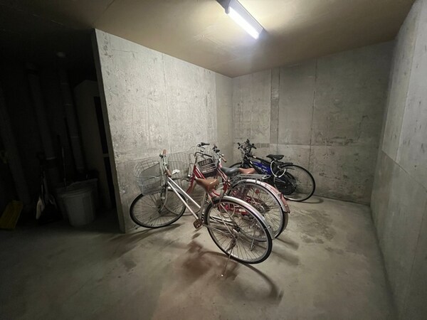 駐輪場