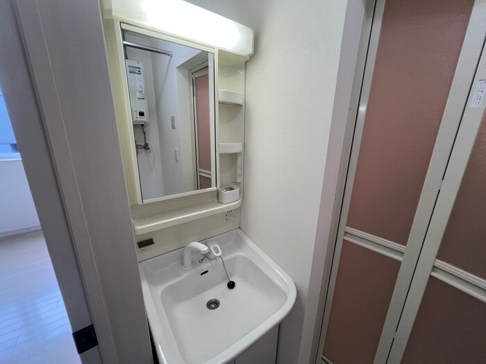 物件内観写真14　(洗面)