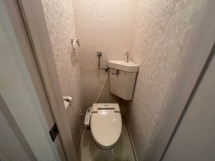 物件内観写真15　(トイレ)