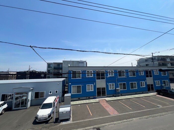 物件内観写真22　(室内からの展望)