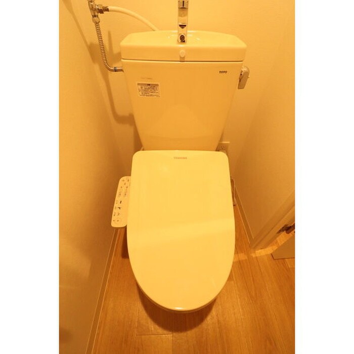 物件内観写真8　(トイレ)