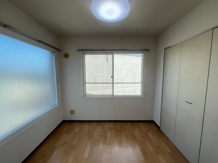 物件内観写真9　(居室)