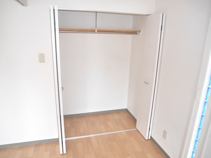 物件内観写真16　(収納)