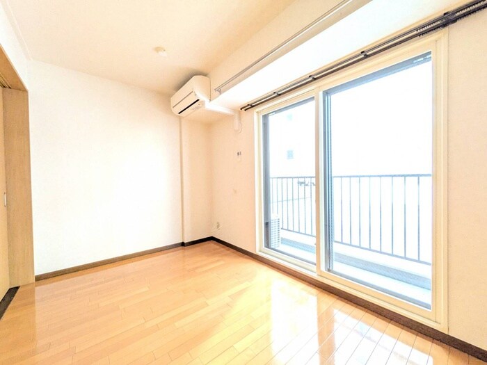 物件内観写真11　(居室)