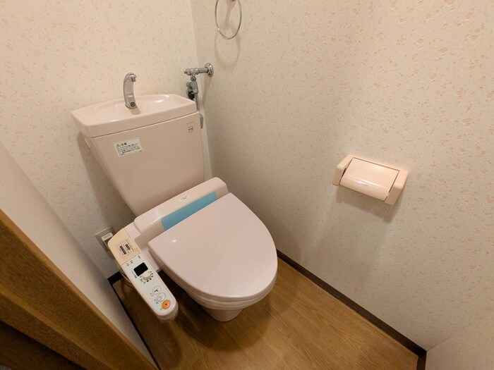 物件内観写真16　(トイレ)