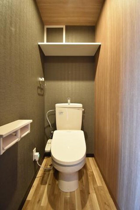 物件内観写真16　(トイレ)