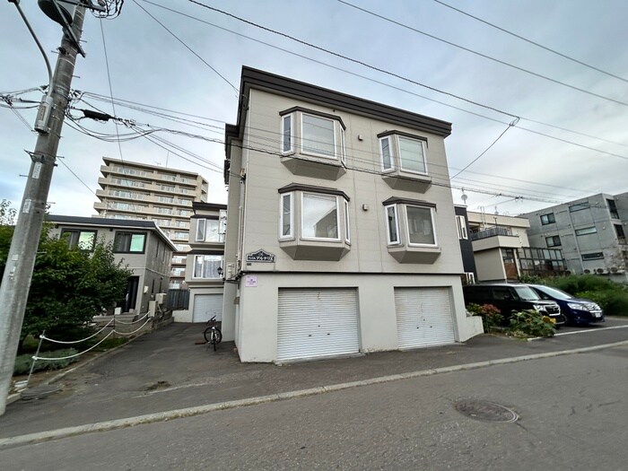 物件外観写真1　(外観写真)